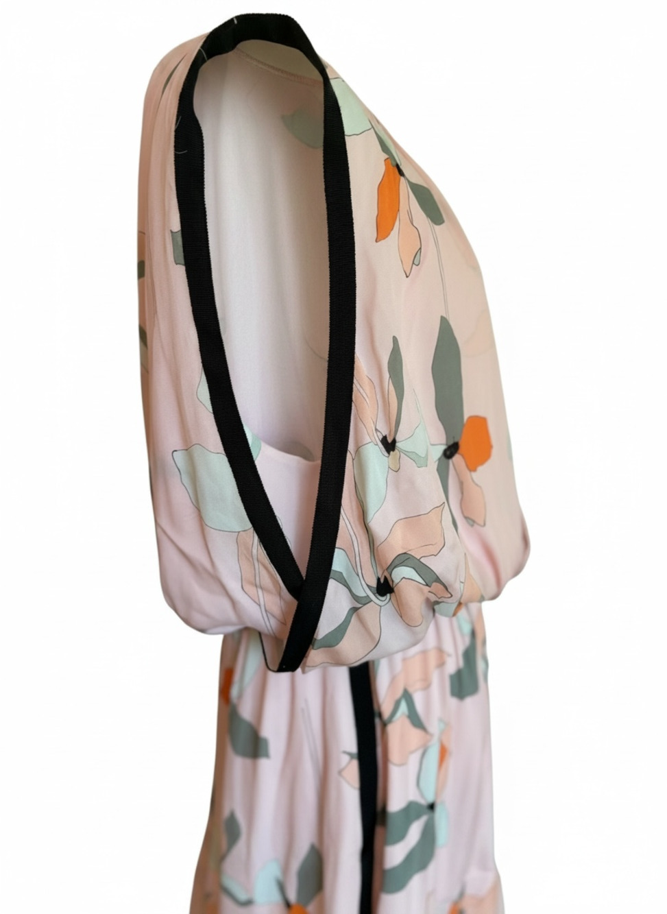 Reiss - Picture 3 of 7